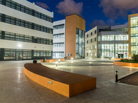 马耳他管理学院