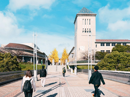 东京都立大学